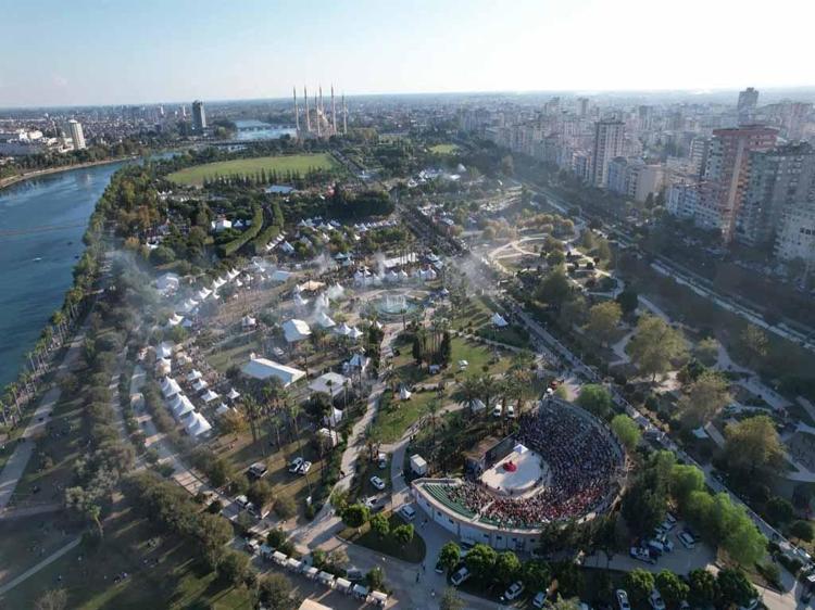 Adana Lezzet Festivali’nde 1 milyon ziyaretçi ve 1000 ton et tüketilmesi bekleniyor
