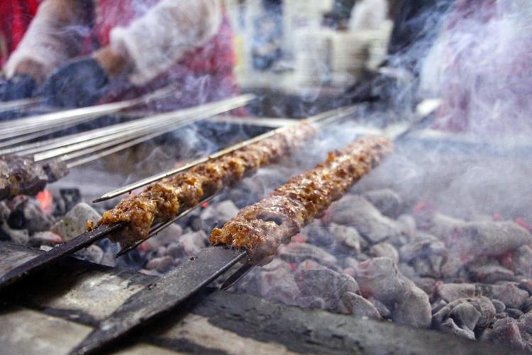 Adana Lezzet Festivali’nde 1 milyon ziyaretçi ve 1000 ton et tüketilmesi bekleniyor