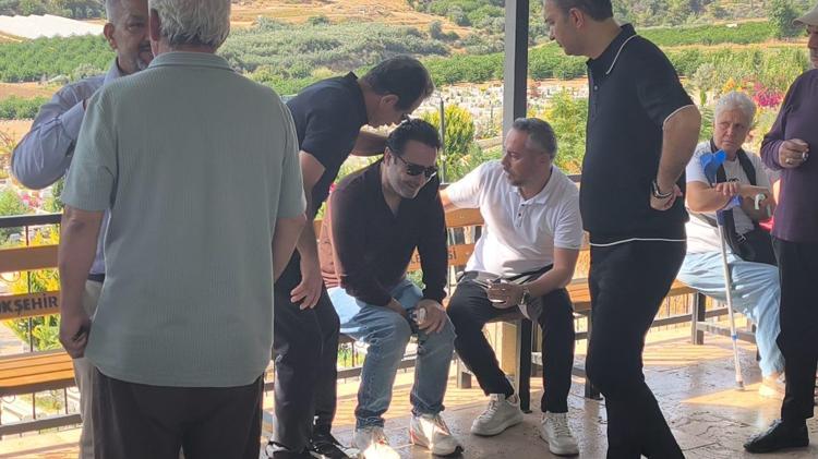 Şarkıcı Atilla Taş'ın kızı toprağa verildi