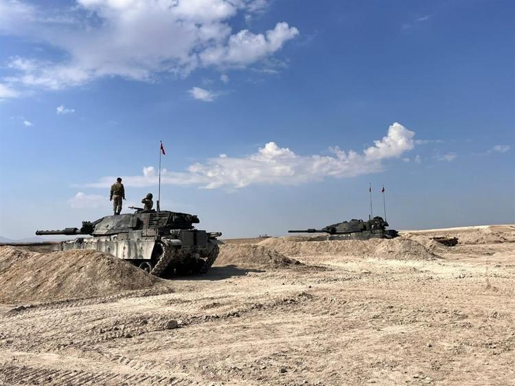 Ateş Serbest-2026 Tatbikatı'nda hedefler tam isabetle vuruldu