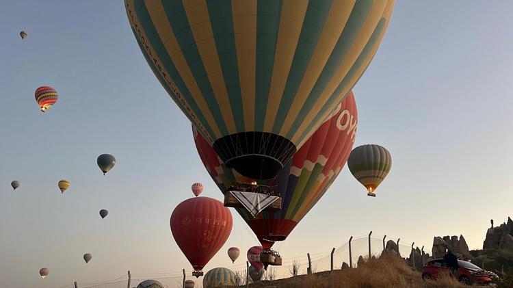 Kapadokya’da balonlar Gazze için havalandı