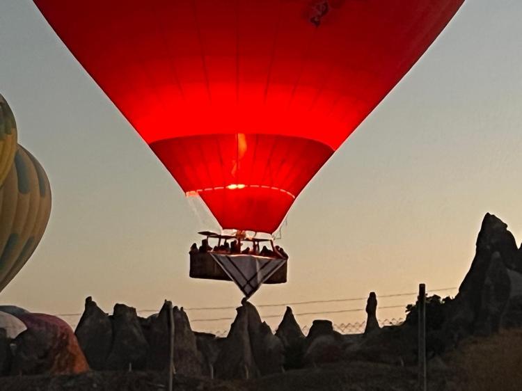 Kapadokya’da balonlar Gazze için havalandı