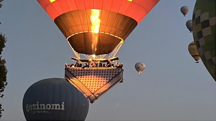 Kapadokya’da balonlar Gazze için havalandı