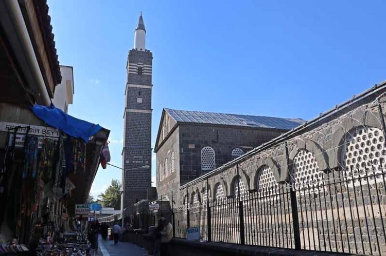 Terörsüz Türkiye sürecinde Diyarbakır’a turist akını; 8 ayda 1,3 milyon ziyaretçi