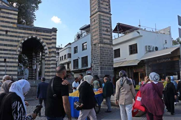 Terörsüz Türkiye sürecinde Diyarbakır’a turist akını; 8 ayda 1,3 milyon ziyaretçi
