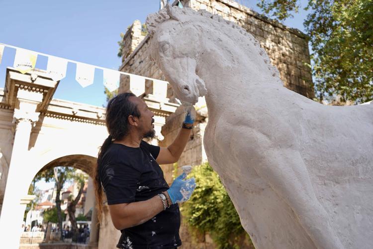 Truva Atı'ndan ilham aldı, Likya Atı için kollarını sıvadı