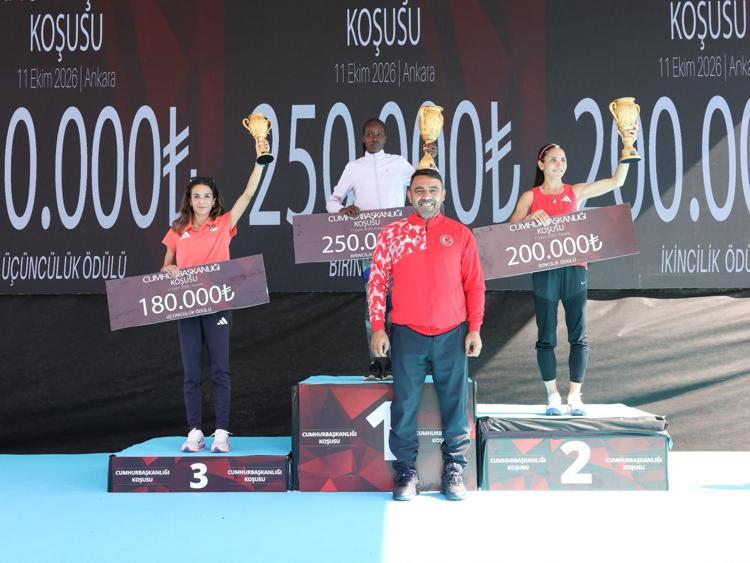 Ankara’da ‘Cumhurbaşkanlığı Yarı Maratonu’ coşkusu