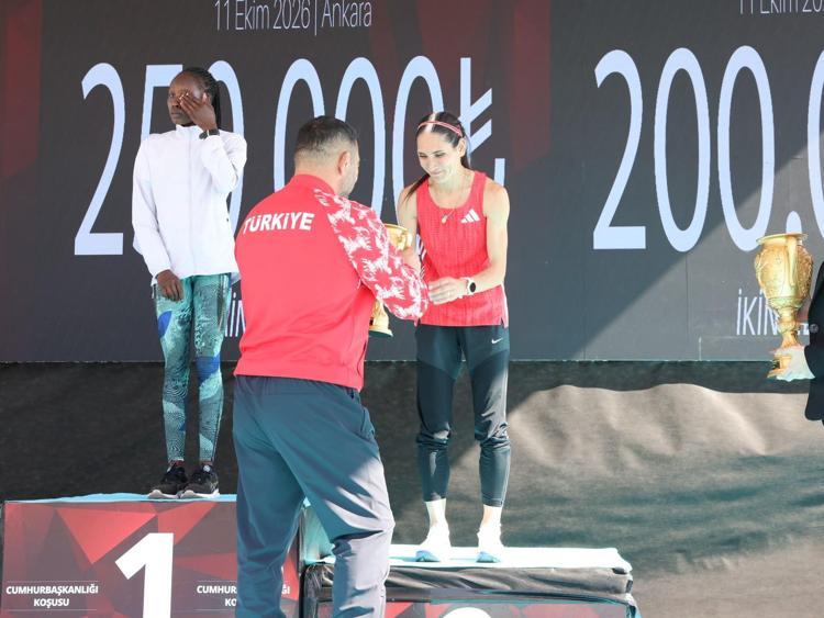 Ankara’da ‘Cumhurbaşkanlığı Yarı Maratonu’ coşkusu