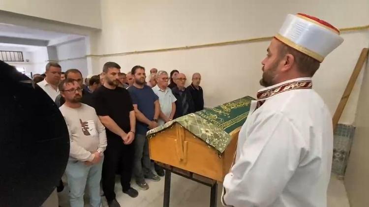 Manisa’daki otobüs kazasında ölenlerden 10’u Bursa’da toprağa verildi