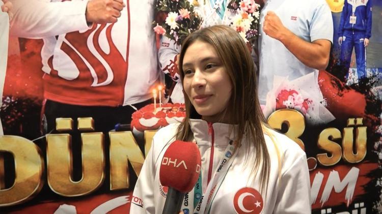 Babasının çocukluk hayalini gerçekleştirmek için başladığı kick boksta dünya 3’üncüsü oldu