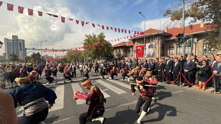 Ankara'nın başkent oluşunun 103'üncü yıl dönümü kutlandı