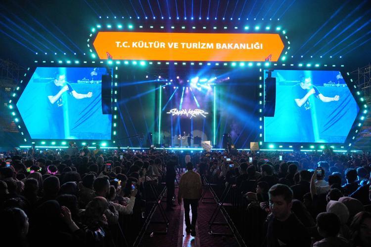 Diyarbakır Kültür Yolu Festivali’nde Sagopa Kajmer konseri