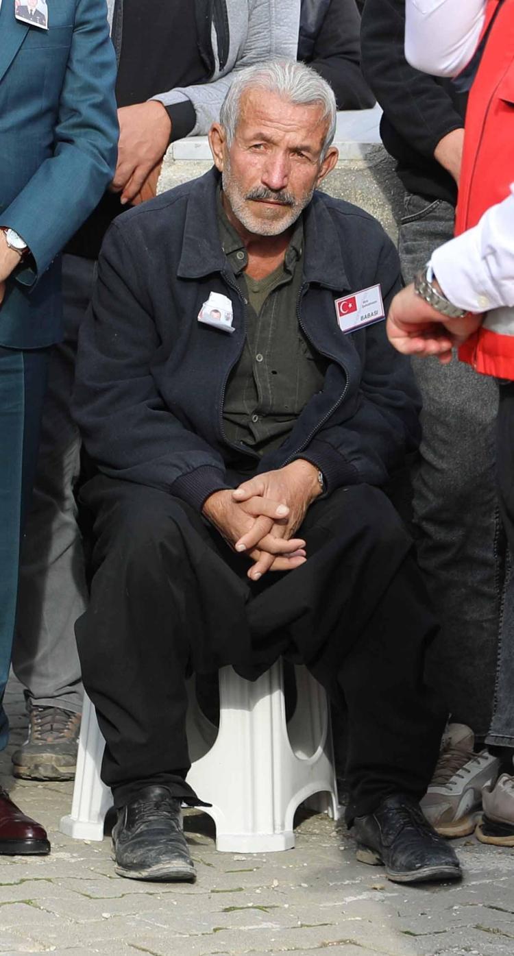 Şehit uzman çavuş, son yolculuğuna uğurlandı