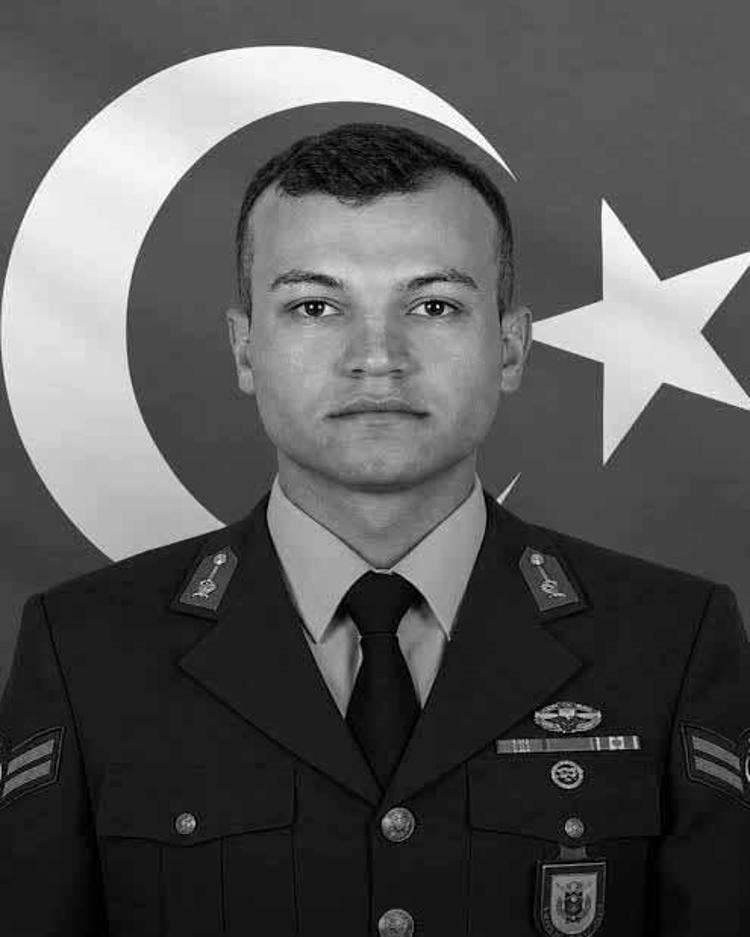 Şehit uzman çavuş, son yolculuğuna uğurlandı