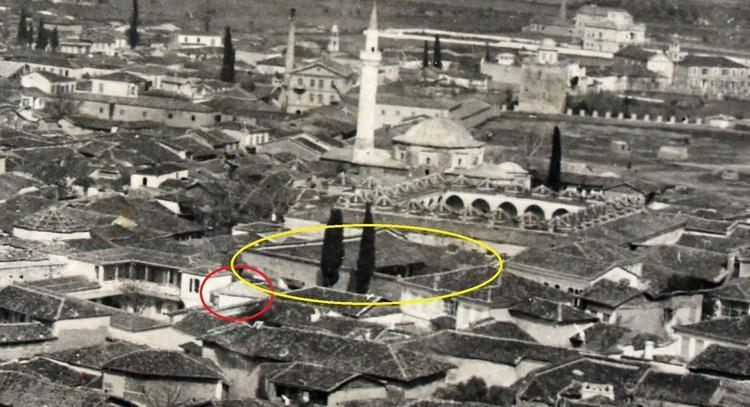 565 yıllık medrese apartmanların arasında zamana direniyor