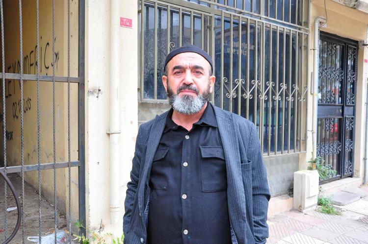 565 yıllık medrese apartmanların arasında zamana direniyor