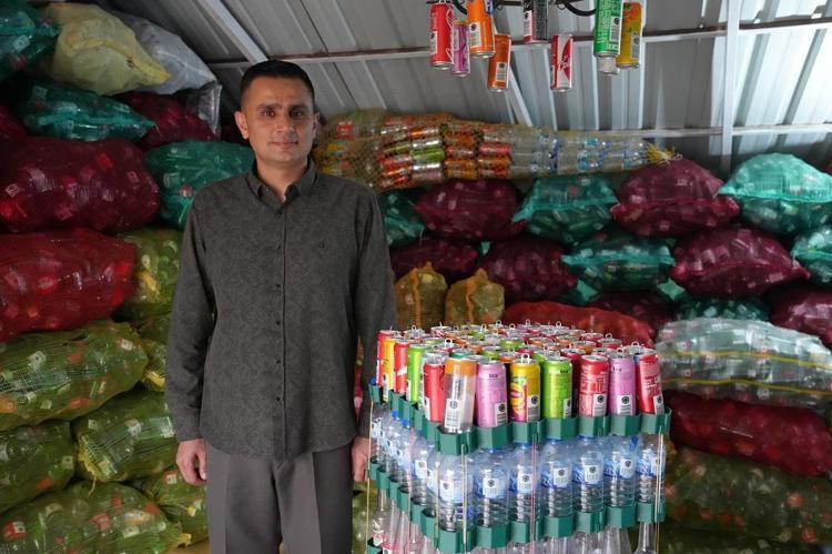 Samsunlu Turgay Baş, 100 bin içecek ambalajı toplama hedefine ilk ulaşan kişi oldu