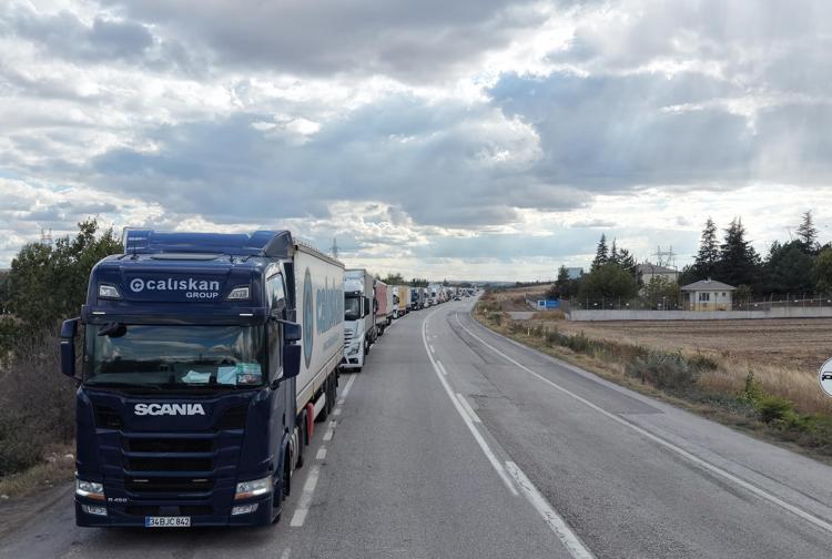 Bulgaristan sınırında 30 kilometre TIR kuyruğu