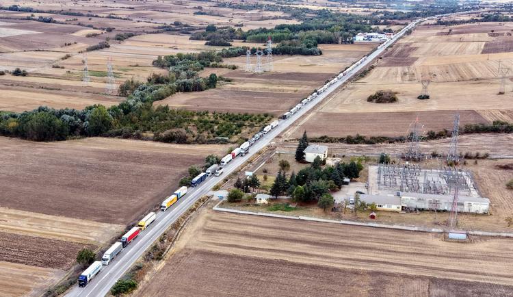 Bulgaristan sınırında 30 kilometre TIR kuyruğu