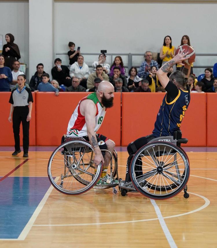 Namağlup şampiyon tekerlekli sandalye basketbol takımının hedefi Süper Lig