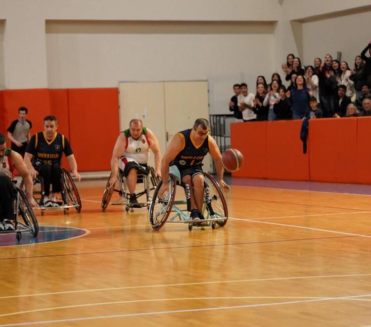 Namağlup şampiyon tekerlekli sandalye basketbol takımının hedefi Süper Lig