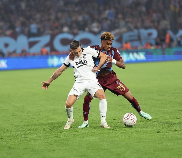 Trabzonspor derbilerde fırtına gibi