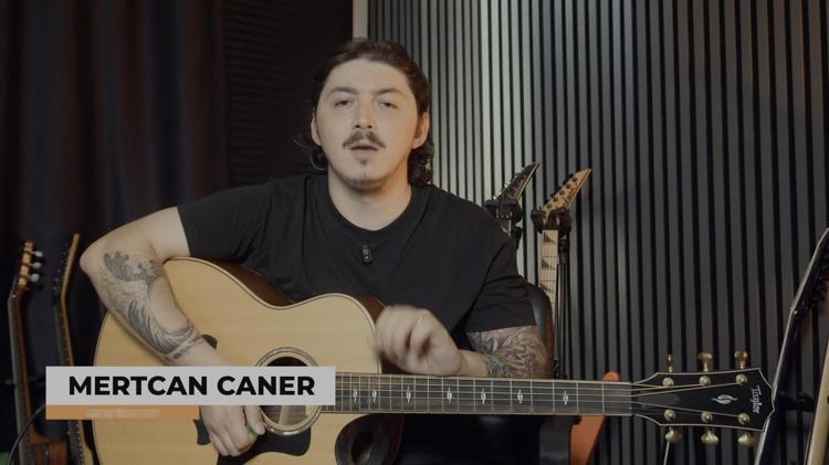 Tutkusu olan müziği seçti, arkadaşlarıyla kurduğu online platformla binlerce kişiye gitar dersi veriyor