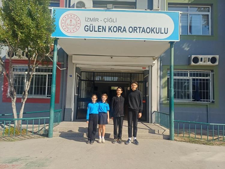 Ortaokul öğrencileri, yaralı kedi 'Kurabiye'nin tedavisi için harçlıklarını biriktirdi
