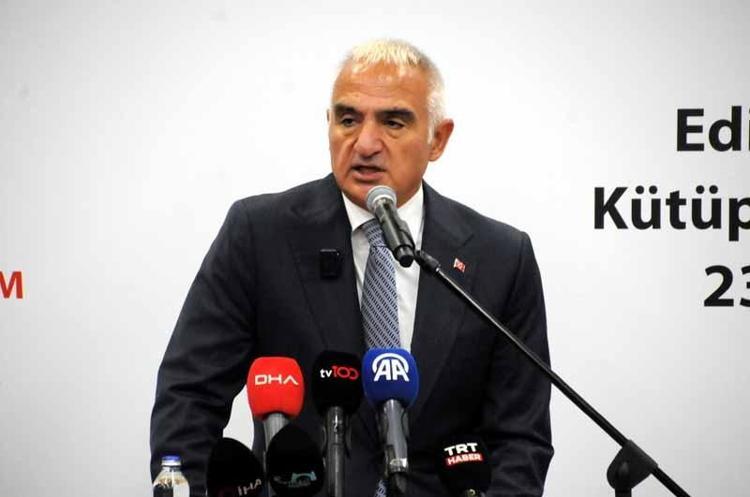 Bakan Ersoy: Kütüphaneleri çoğaltmak, toplumumuzun düşünce dünyasını zenginleştirmektir