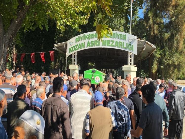 Bir araya gelip Sevda Dinler’in öldürülmesine tepki gösterdiler