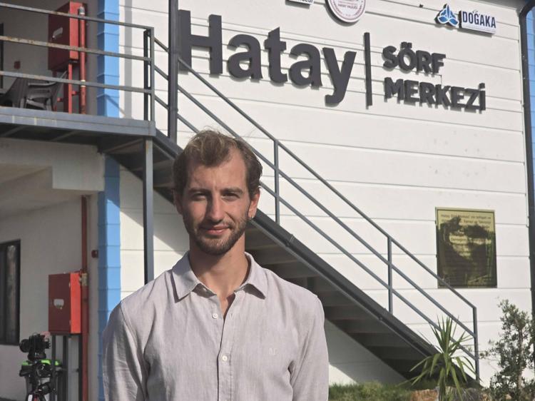 Hataylı sörfçüler İrlanda'dan başarıyla döndü