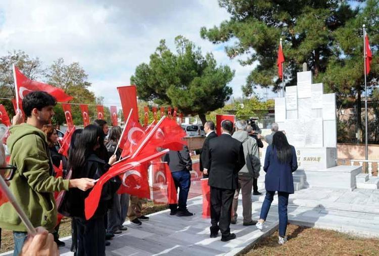 Edirne'de Sırpsındığı Zaferi dolayısıyla 4 kilometrelik anma yürüyüşü yapıldı