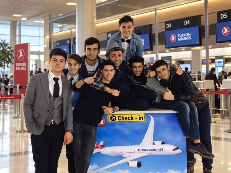 İngilizceyi sokağa taşıyan öğretmen Avrupa birincisi oldu