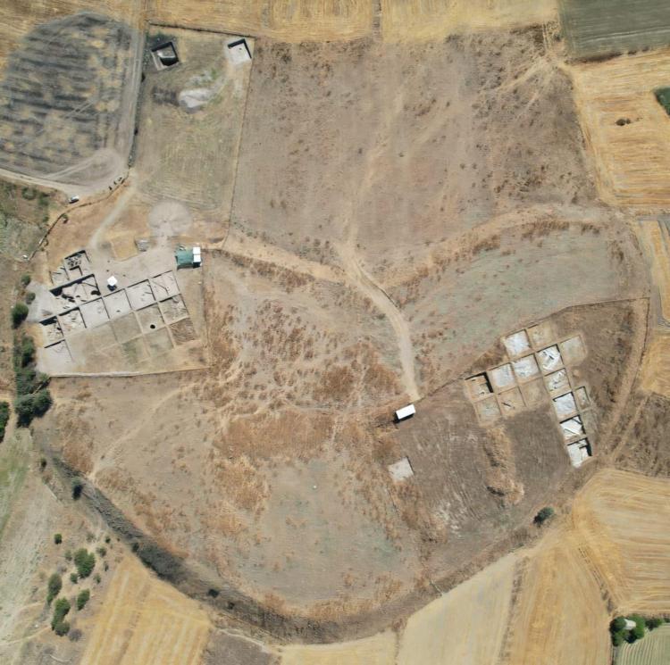 Tavşanlı Höyük'te 4 bin yıllık pati izi bulundu