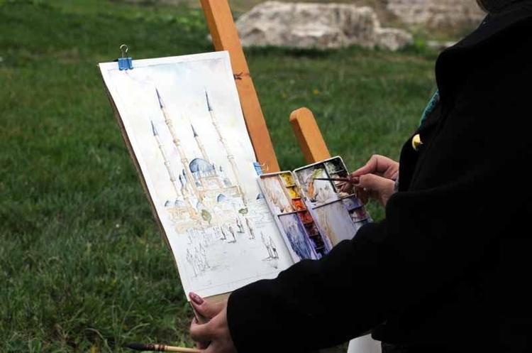 Balkan ülkelerinden 24 ressam, Selimiye Camisi’ni tuvallerine taşıdı