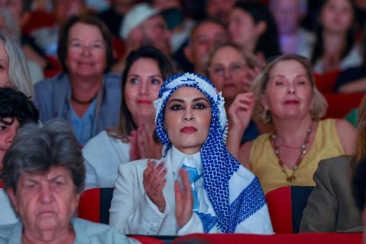 Filistinli oyuncu Massri: Halkımı her yere yanımda götürüyorum