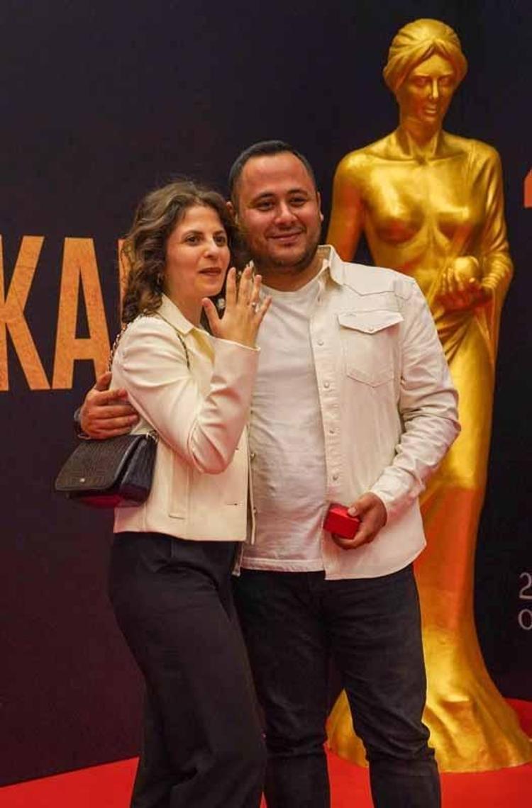 Altın Portakal'da 'film' gibi evlilik teklifi