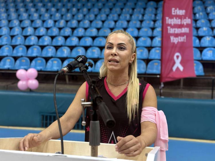 Edirne'de Meme kanseri farkındalığı için ‘Pembe Dostluk Maçı’