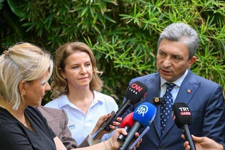 Antalya Valisi Şahin: Denizaltı yaşamını yeniden ihya edeceğiz