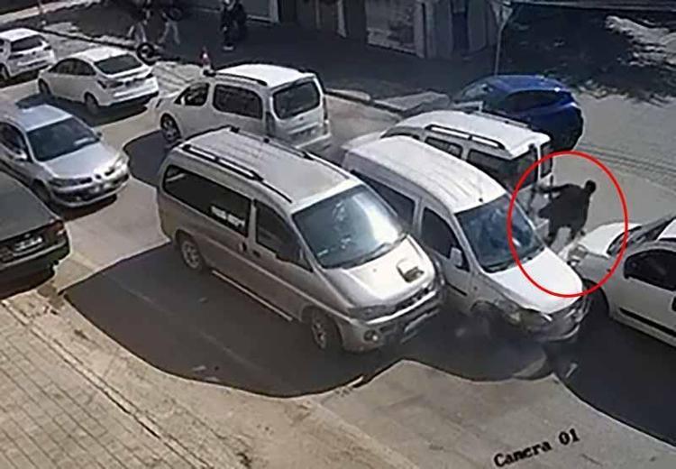 Trafikte önünü kestiği hafif ticari aracı gasbeden şüpheliden ‘hatırlamıyorum’ savunması