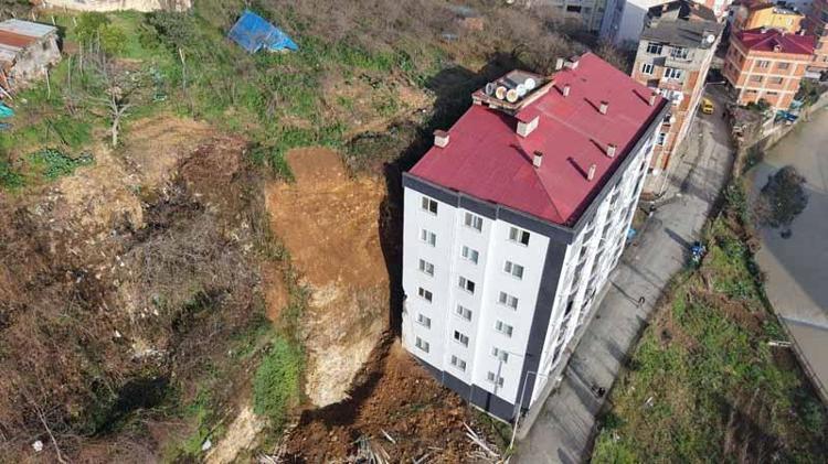 Prof. Dr. Bektaş: Heyelanların oluşmasında depremler de son derece etkili