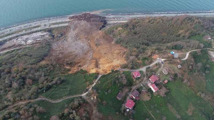 Prof. Dr. Bektaş: Heyelanların oluşmasında depremler de son derece etkili