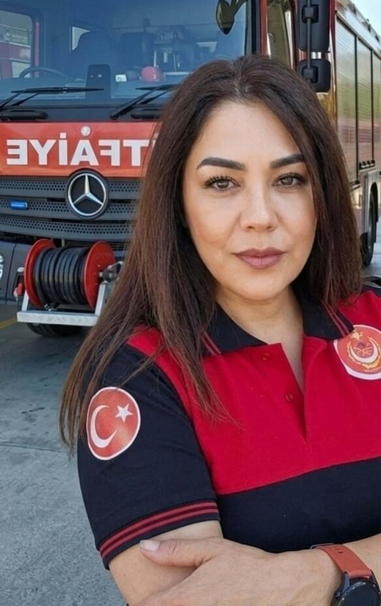 İzmir depreminde oğlunu kaybeden anne, Kahramanmaraş'ta başka hayatlara umut oldu