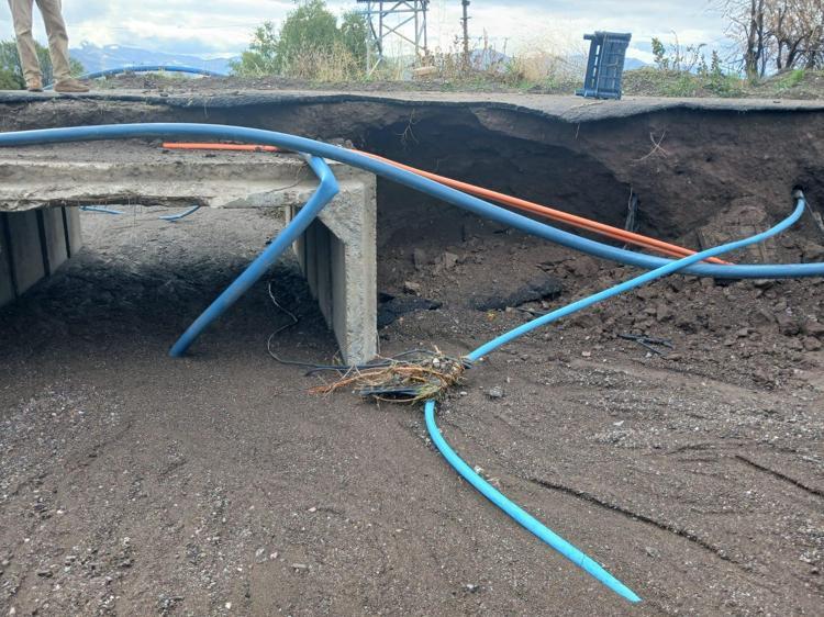 Elazığ’da sağanak sele neden oldu, üzüm bağları su altında kaldı