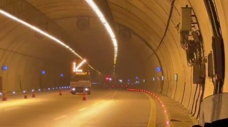 Kuzey Marmara Otoyolu'nda tünelde TIR yangını