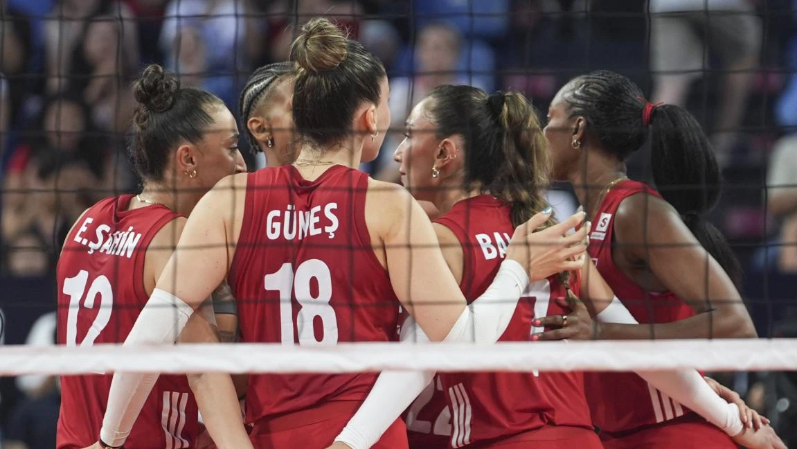 FİLENİN SULTANLARI, MACARİSTAN'A SET VERMEDİ