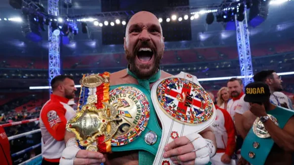 Tyson Fury’den Usyk’e yeni maç çağrısı